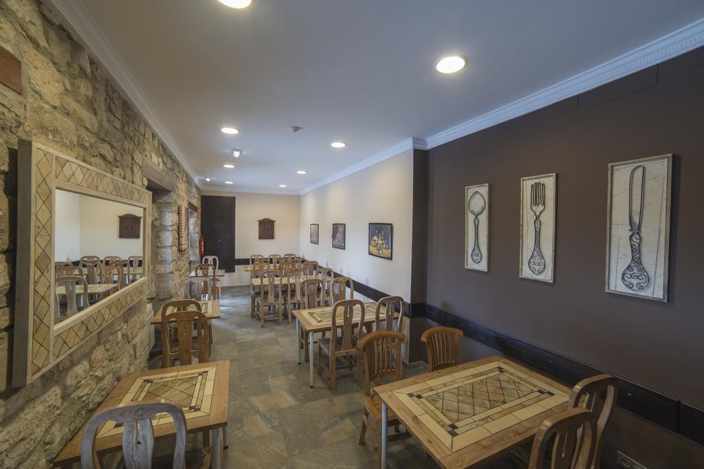 Albergue Turistico "La Fabrica" Tardajos ภายนอก รูปภาพ