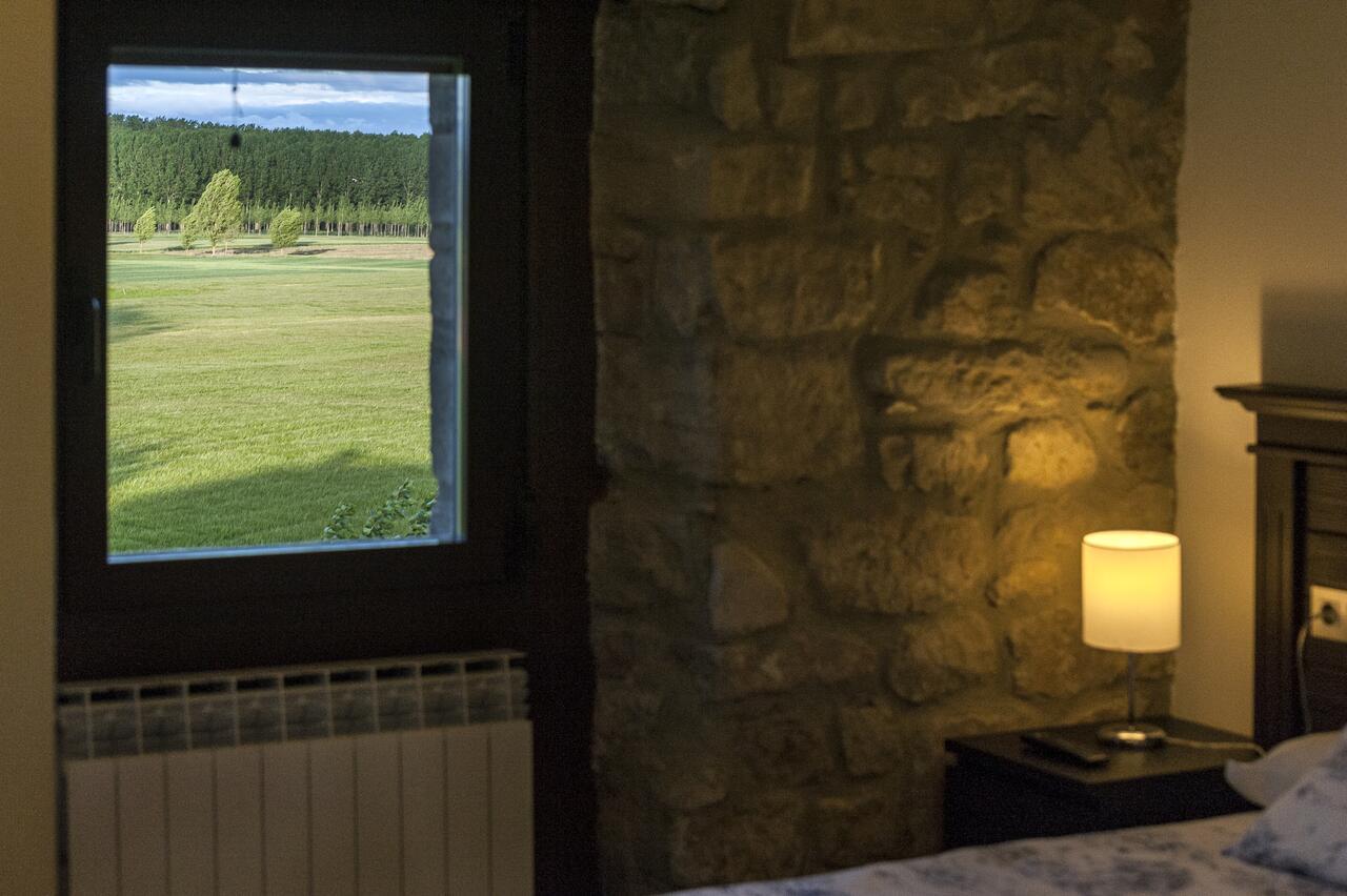 Albergue Turistico "La Fabrica" Tardajos ภายนอก รูปภาพ