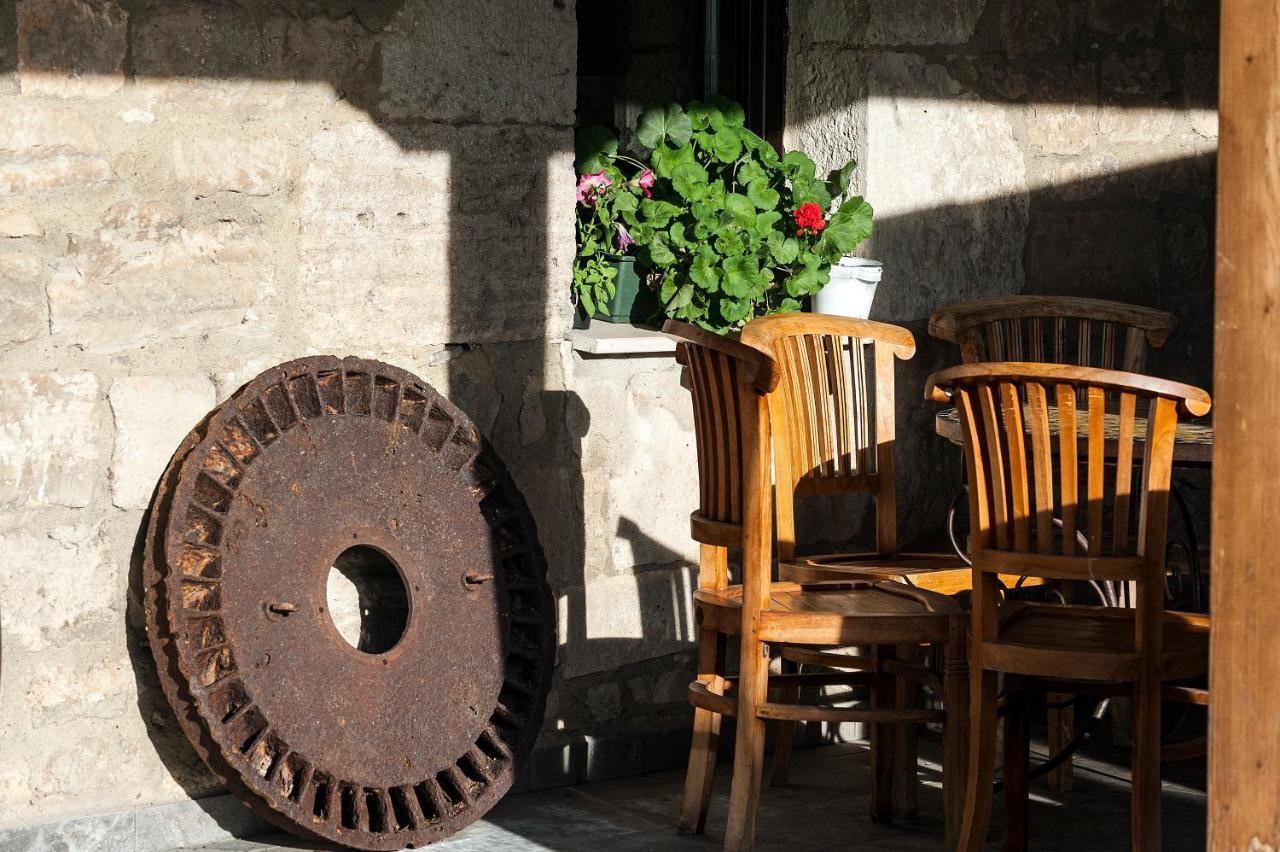 Albergue Turistico "La Fabrica" Tardajos ภายนอก รูปภาพ