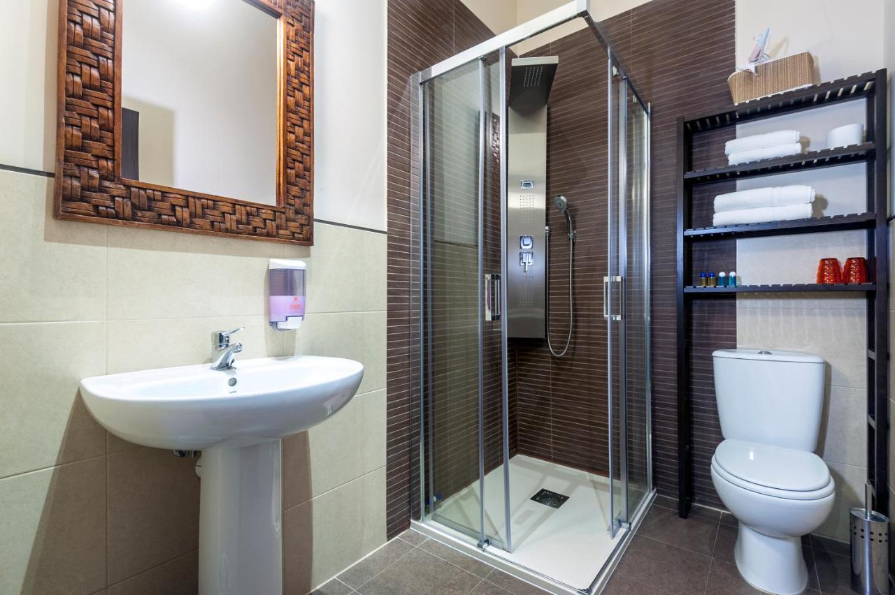 Albergue Turistico "La Fabrica" Tardajos ภายนอก รูปภาพ